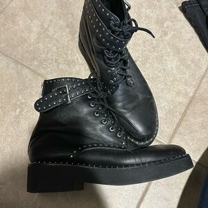 Sol Sana combat boots